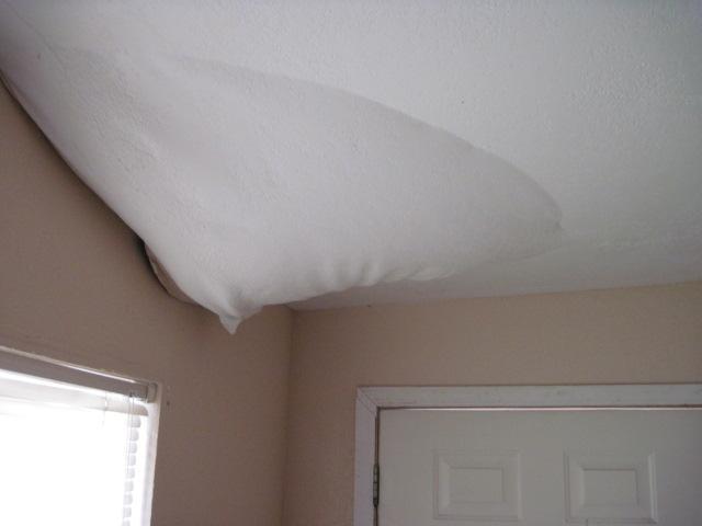 water_damage_ceiling